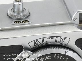 nach links geneigte sehr feine Riffelung des Einstellrades f�r den Bildz�hler an einer Altix III