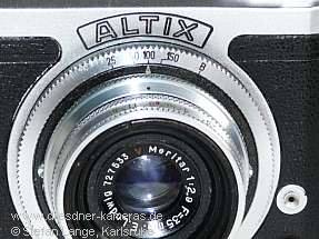 Altix III with the rare Ludwig Meritar 2.9/35mm (version with 2 single-pole flash sockets) Altix III with the rare Ludwig Meritar 2.9/35mm (version with 2 single-pole flash sockets)