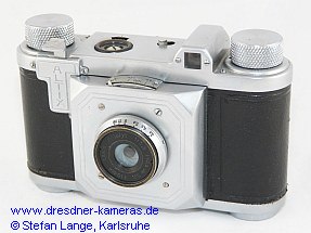 Altix I (early version with fixed-focus lens and fine knurling of the winding knobs, 1939) Altix I (early version with fixed-focus lens and fine knurling of the winding knobs, 1939)