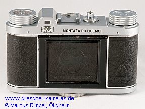 Altix IV #243559 mit rückseitiger Gravur ?ZRAK MONTA?A PO LICENCI?, möglicherweise eine Musterkamera der ersten in Jugoslawien gefertigten Altix-Kameras (Rückwandleder fehlte und wurde nachträglich ersetzt) Altix IV #243559 mit rückseitiger Gravur ?ZRAK MONTA?A PO LICENCI?, möglicherweise eine Musterkamera der ersten in Jugoslawien gefertigten Altix-Kameras (Rückwandleder fehlte und wurde nachträglich ersetzt)