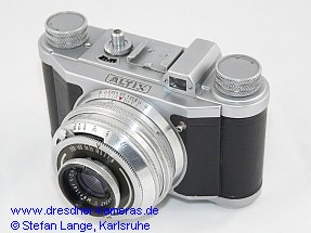 Altix IV (sehr seltene frühe Ausführung ohne Gehäusenummer mit kleinen Bedienknöpfen und E. Ludwig-Meritar 2,9/50) Altix IV (sehr seltene frühe Ausführung ohne Gehäusenummer mit kleinen Bedienknöpfen und E. Ludwig-Meritar 2,9/50)