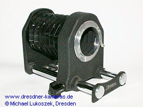 Ihagee miniature bellows proximity adjustment device