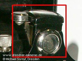 Brilliant viewfinder with spirit level