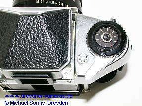 Exa 1b #723240 - Half-frame version 18x24 as a perpetrator's camera, modified film advance and modified counter