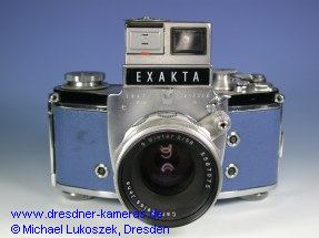 Varex IIa #640131 light blue leather-covered; with Biotar 2/58 and Ihagee exposure meter insert