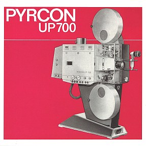 Universal projector Pyrcon UP700 (advertising brochure VEB Pentacon)