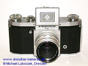 Praktica FX (model with one flash socket) with Tessar 2.8/50