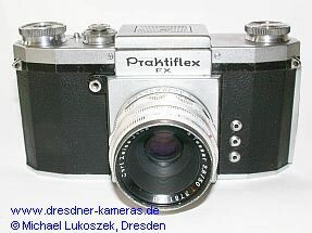 Praktica FX, model 1952 (here as the USA export version Praktiflex FX, 1953-1954) with Tessar 2.8/50