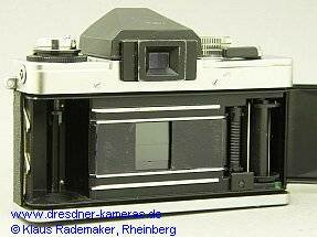 Praktica VLC 2 (hier eine in Kleinserie gefertigte Halbformatvariante, T�terlichtbildkamera)