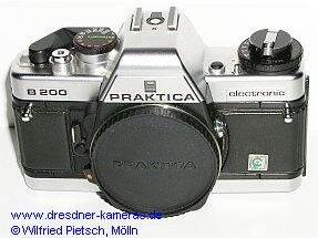 Praktica B 200 chrom mit gedrucktem Schild Cattaneo