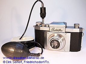 pneumatischer Fernauslöser mit spezieller Praktiflex-Anschraubglocke pneumatischer Fernauslöser mit spezieller Praktiflex-Anschraubglocke