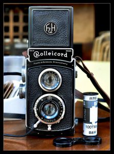 This Rolleicord Ia Model 1 from around 1937 bears a striking resemblance to the original Ciro Flex Model A.