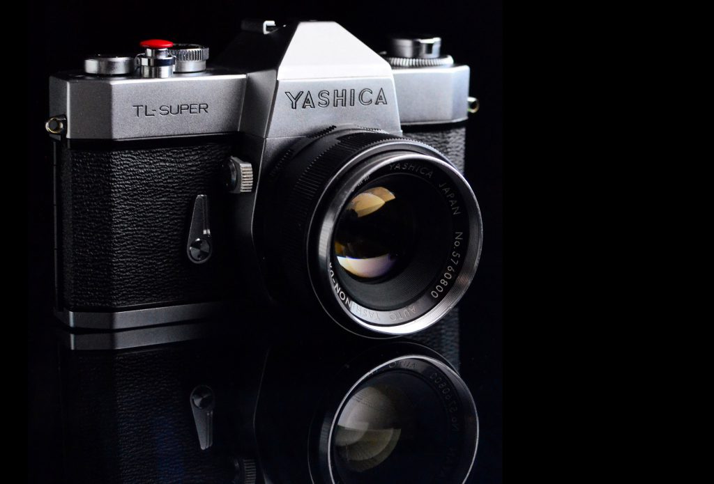 Yashica TL Super